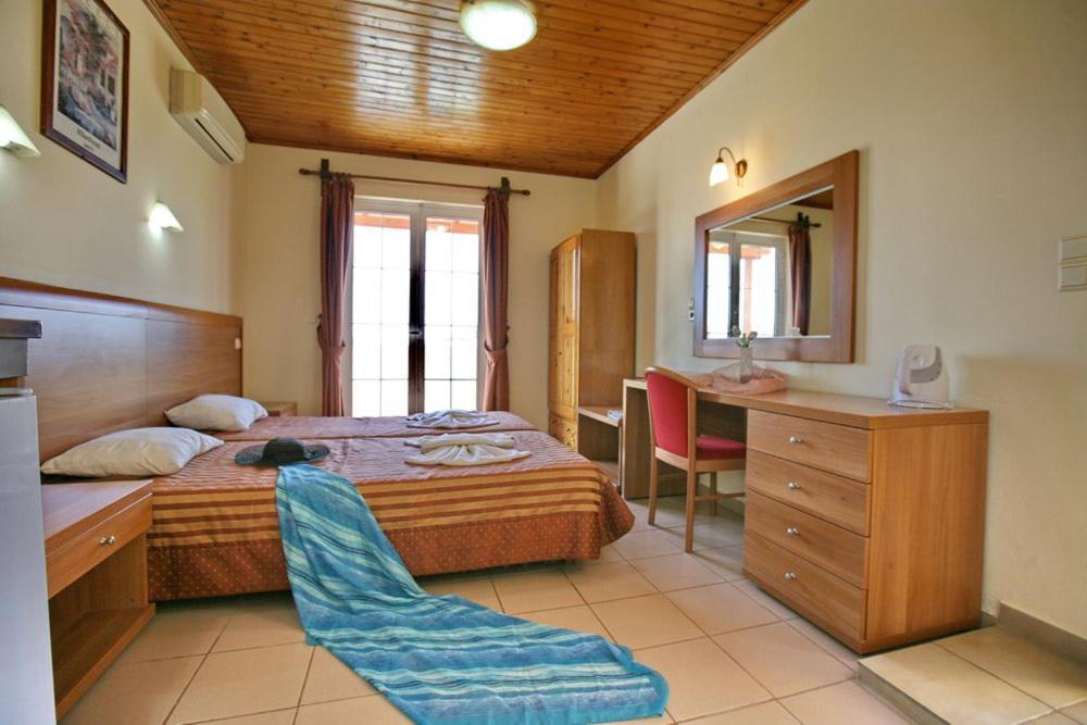 Anaxos Hotel Kültér fotó