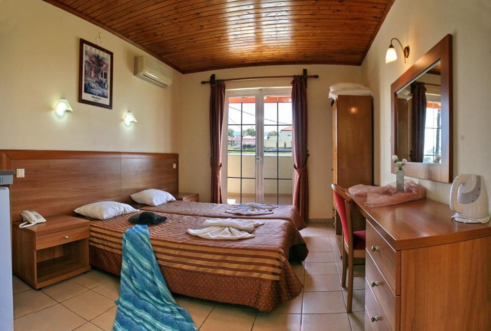 Anaxos Hotel Kültér fotó