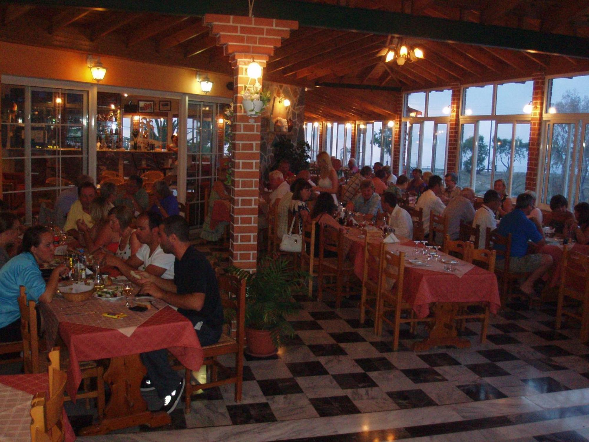 Anaxos Hotel Kültér fotó