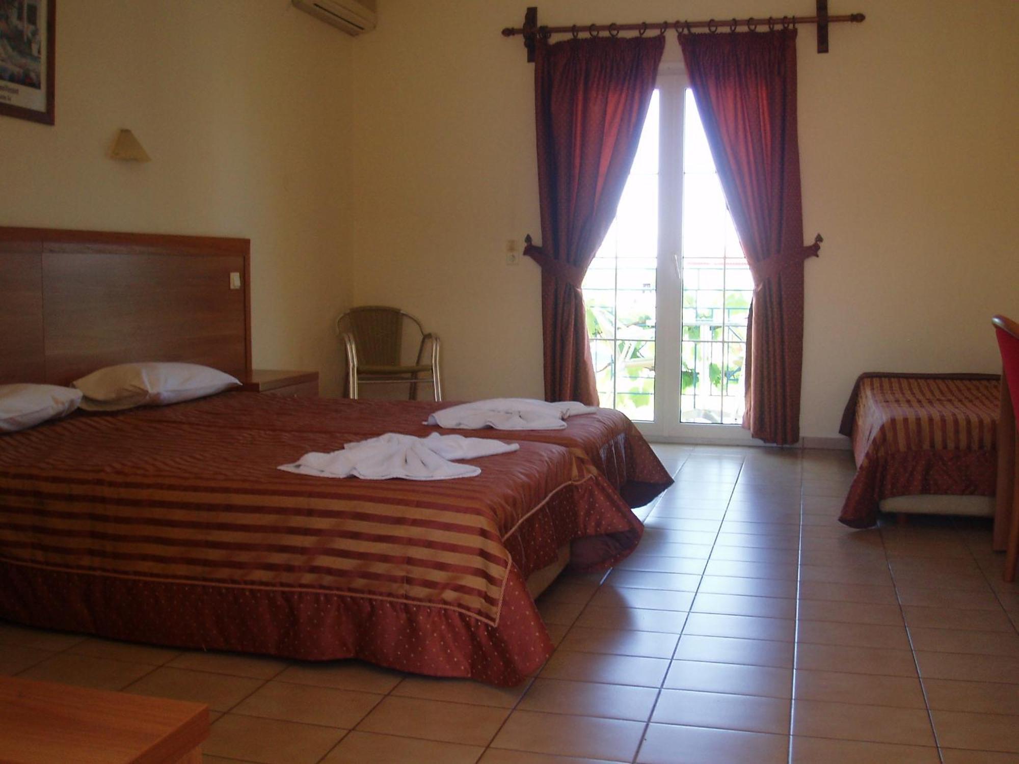 Anaxos Hotel Kültér fotó